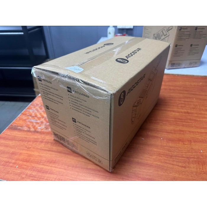 Напівпрофесійна фритюрниця, нержавіюча сталь, 2200 Вт, 3 літри. Не містить бісфенолу А, 30HEZ -