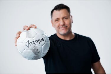 Тренувальний м&39яч Erima Vranjes 17 F7202518 Гендерно-нейтральний, холодно-сірий 1