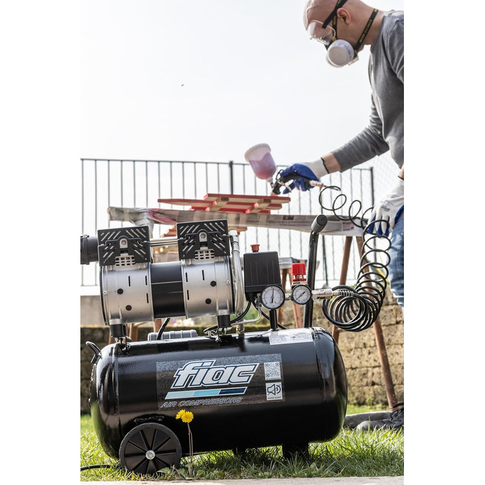 Малошумний мобільний повітряний компресор FIAC SUPERSILENT 24, безмасляний, максимальний тиск 8 бар, 1 к.с., 24-літровий бак, ріве