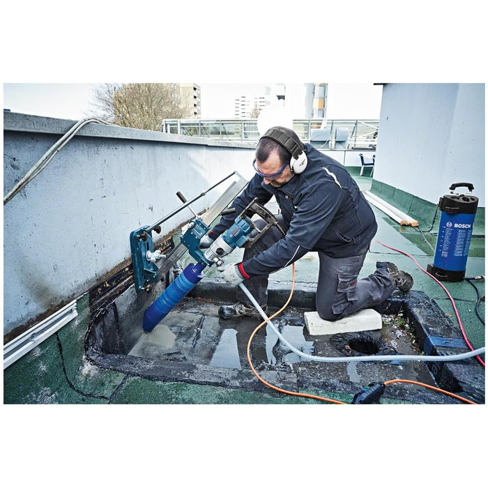 Професійний алмазний дриль для мокрого свердління Bosch GDB 180 WE (5,2 кг, потужність 2000 Вт, 230 В, діапазон свердління 180 мм,