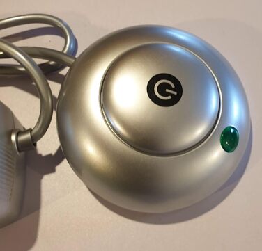 Енергозберігаюча розетка з дизайнерським вимикачем