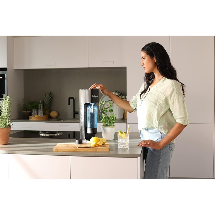 Стартовий набір Sodapop Soda Maker Joy Eco з циліндром CO і ПЕТ-пляшкою Виготовлений з переробленого матеріалу Чорний Висота 43 см