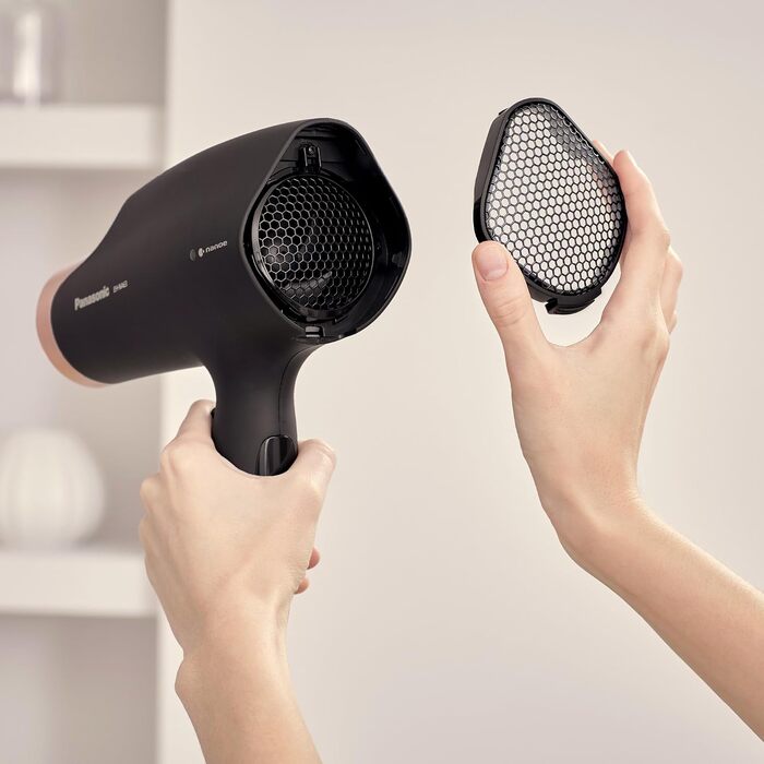Фен для волосся Panasonic EH-NA63 Nanoe, 2000 Вт, з дифузором та насадкою для стайлінгу, регулювання температури та потоку повітря, для сяйва волосся, ергономічний дизайн, колір Rose Gold