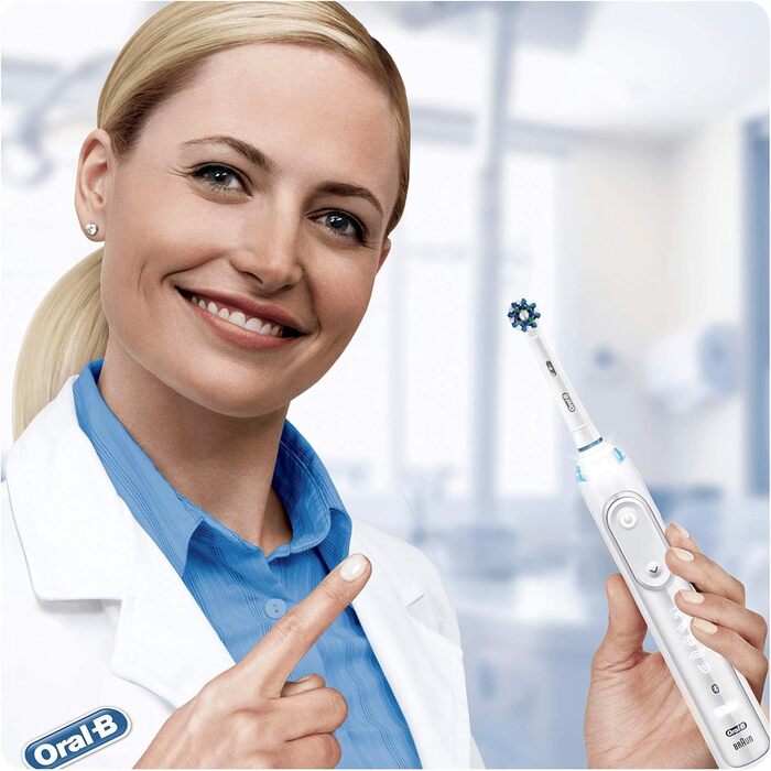 Змінні насадки для щітки Oral-B Brown CrossAction, 4 шт. и білі