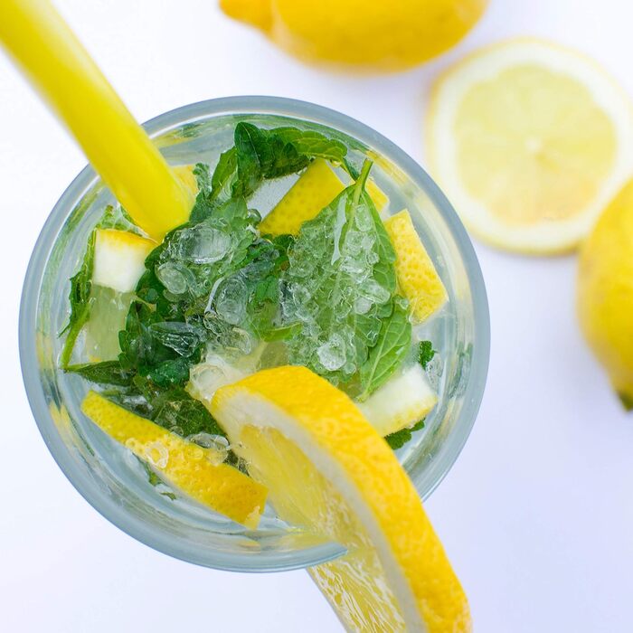 Стаканчики для пиття Youngever 9 упаковок по 300 мл, багаторазові стакани для води, пластикові стакани, багаторазові пластикові ст