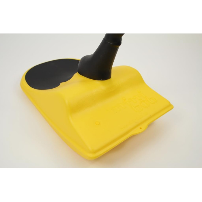 Дитяча пластикова шапка на зиму жовта