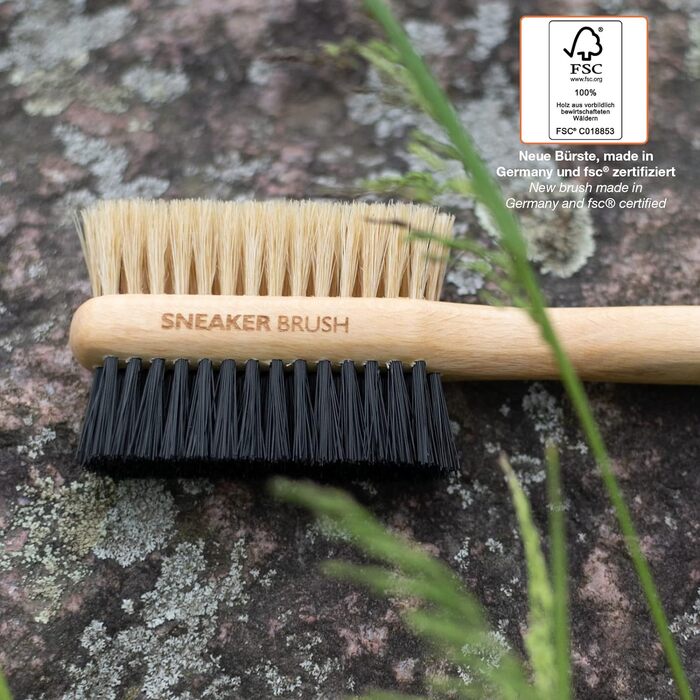 Набір sneaker cleaner 250 мл для чищення всіх типів взуття з натурального дерева щітка та серветка з мікрофібри в комплекті