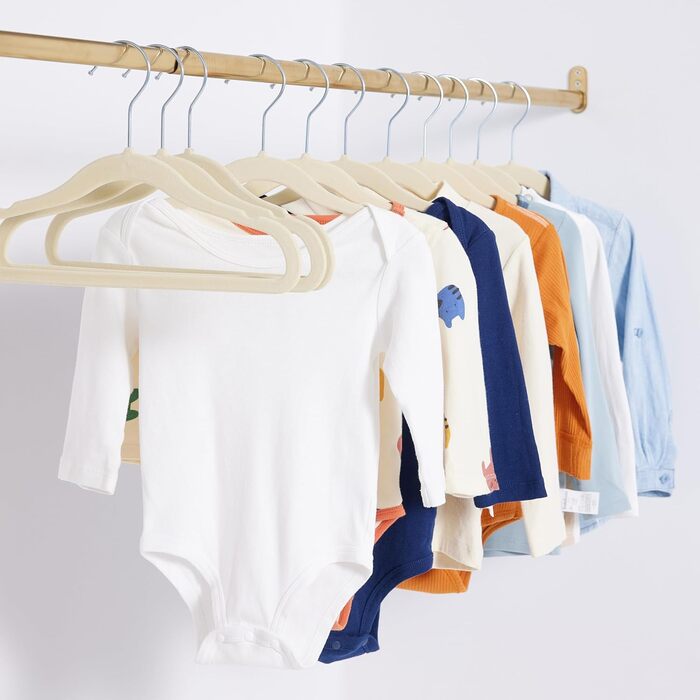 Дитячі оксамитові вішалки для одягу Storeo Basics, нековзні вішалки для немовлят та малюків, 29 см, 50 шт., бежевого кольору