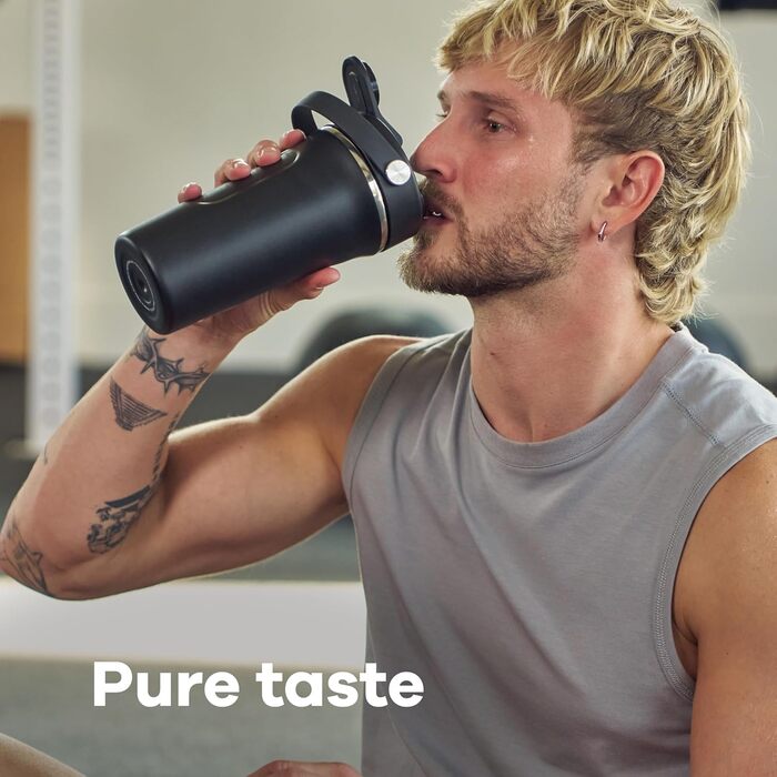 Ізольована пляшка-шейкер - 709 мл (24 унції) ізольована пляшка-шейкер для протеїнових коктейлів, добавок та іншого - Чорна