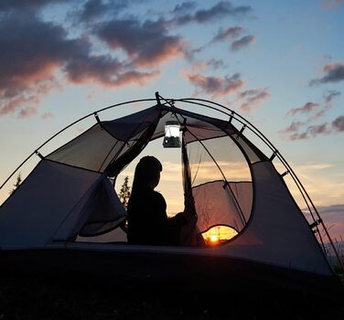 Ліхтар для кемпінгу з зарядним пристроєм 3-в-1 акумуляторний світлодіодний кемпінговий ліхтар до 800 люменів, із зарядним пристроєм, CCT (світлодіодний кемпінговий ліхтар із акумуляторною батареєю для кемпінгу, настільна лампа з батареєю)