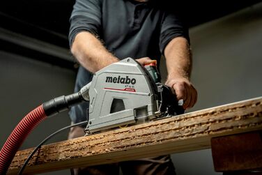 Портативна циркулярна пила Metabo KT 66 BL 1200 Вт, з безщітковим двигуном, з гальмом вибігу, тирсоуловлювачем, пила 601166500