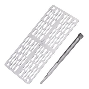 Титанова решітка для гриля iBasingo з кухонними щипцями для барбекю, надлегкий аксесуар для гриля на свіжому повітрі, для кемпінгу, пішого туризму та походів, термостійка пластина для гриля товщиною 2 мм (Ti2023CTi1014T)