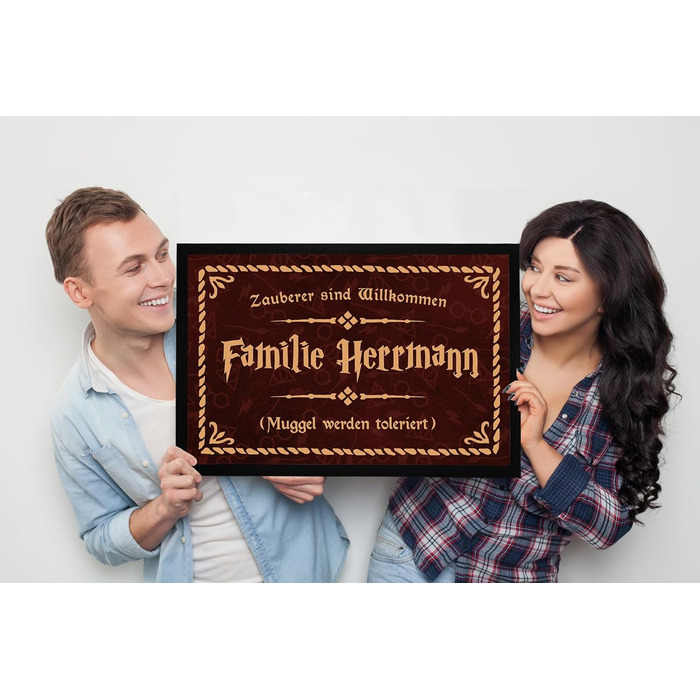 Килимок для дверей з прізвищем та написом Чарівники вітаються та Маґли допускаються - нековзний та миється - Білий - 60x40 см - Чарівники вітають Білий