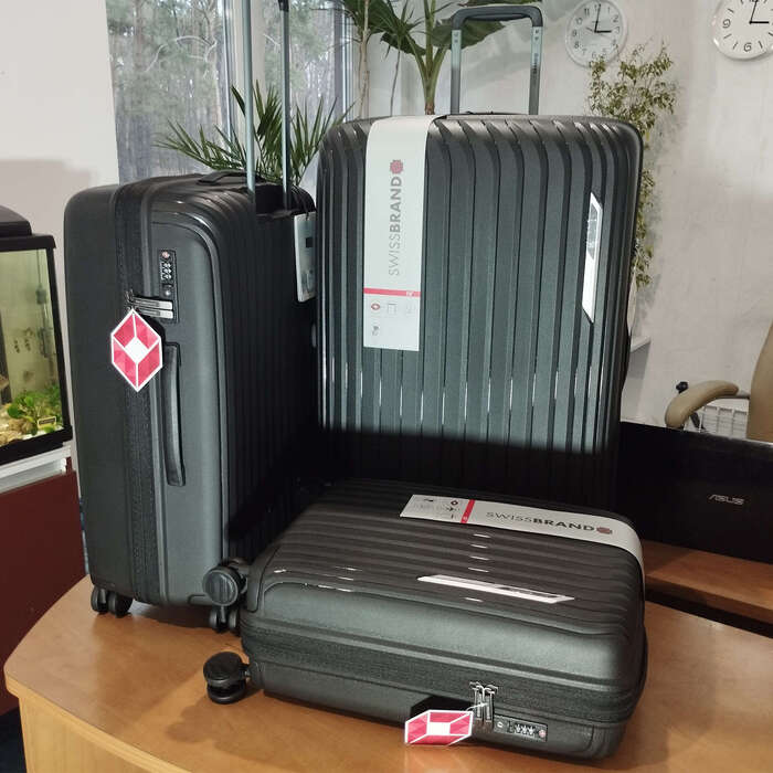 Валіза Swissbrand Narberth (L) Black (SWB_LHNAR001L)