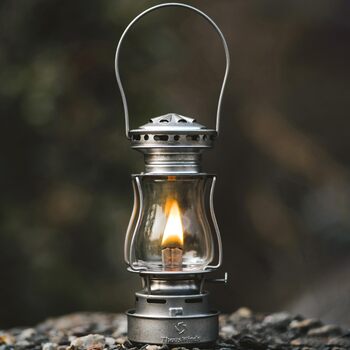 Штормовий ліхтар Thousand Winds Petroleum, ретро-нафтовий вуличний ліхтар, гасовий ліхтар Сутінковий, вітрозахисний штормовий ліхтар для активного відпочинку, кемпінгу, походів, пікніків, патіо, ретро-сріблястий