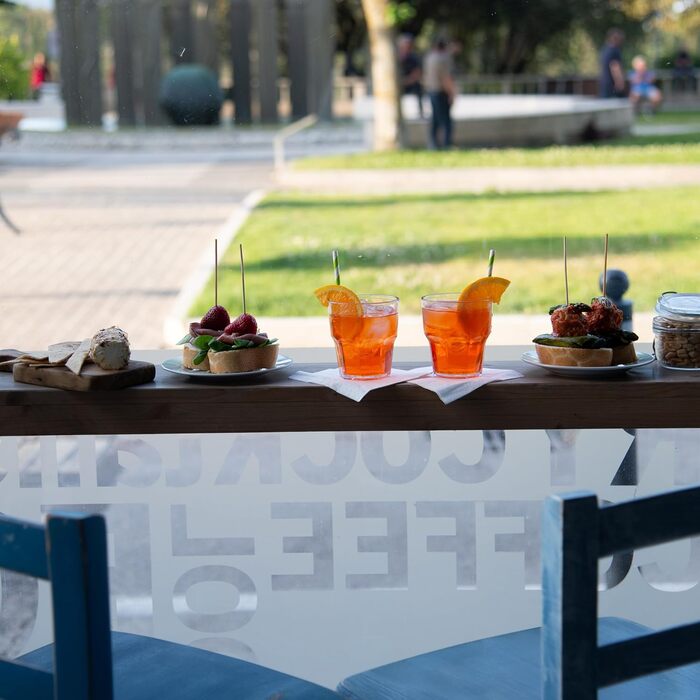 Дизайнерський набір пластикових склянок для води Omada, ємністю 30 мл, ідеально підходять для напоїв або довгих напоїв, можна мити