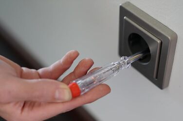 Набір викруток KS TOOLS VDE, 9 предметів, плоскі та хрестоподібні (Phillips)