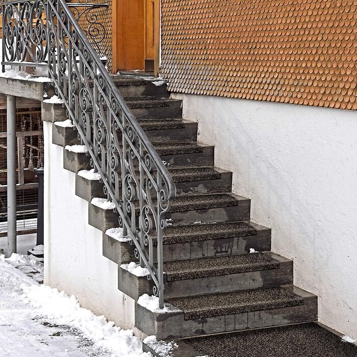 Килимок для сходів AKO, нековзкий, 30 x 73 см, R13 - Зроблено в Німеччині, сіль та перець