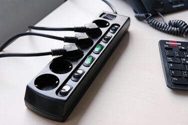 Розеткова планка Brennenstuhl індивідуально перемикається 6-шляхова з 2-полюсними вимикачами (розеткова планка з головним вимикаче