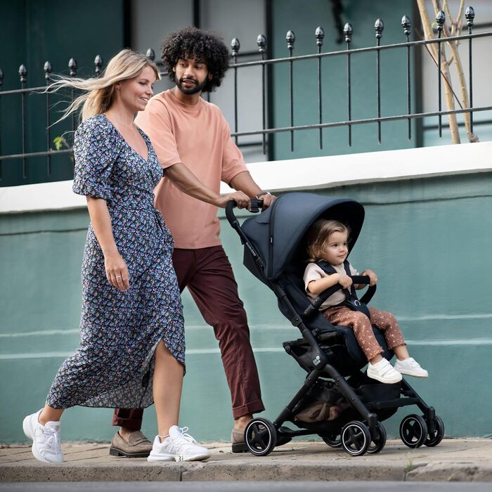 Дитяча коляска Maxi-Cosi Lara2, 0-4 роки, 0-22 кг, легка, компактна коляска, 3 положення нахилу спинки, плоске положення нахилу сп