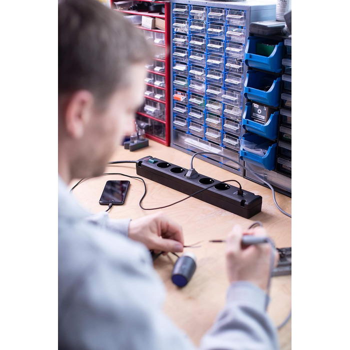 Розетковий подовжувач з функцією зарядки через USB (багаторозеткова розетка з розетками під кутом 90 градусів, подовжувач з вимика