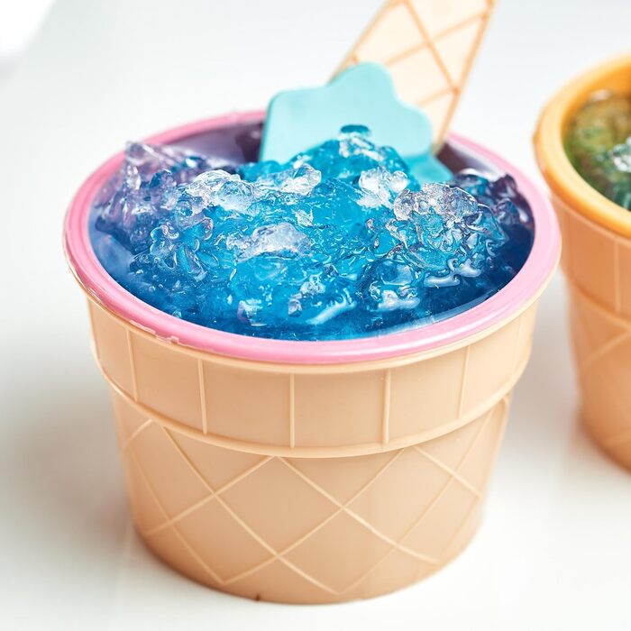 Льодогенератор SlushIce Machine, 2 режими роботи для морозива грубого та тонкого помелу, ретро дизайн, 15 Вт, в т.ч. глечик 1 літр