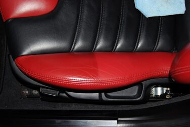 ЧОЛОВІЧА ЇЗДА Догляд за шкірою преміум-класу з кольоровим бар'єром для білої та світло-гладкої шкіри (захист від знебарвлення) Ефе