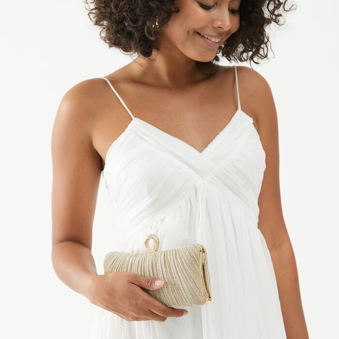 Золотий клатч жіночий елегантна сумочка на ланцюжку для вечірок, весіль та особливих подій