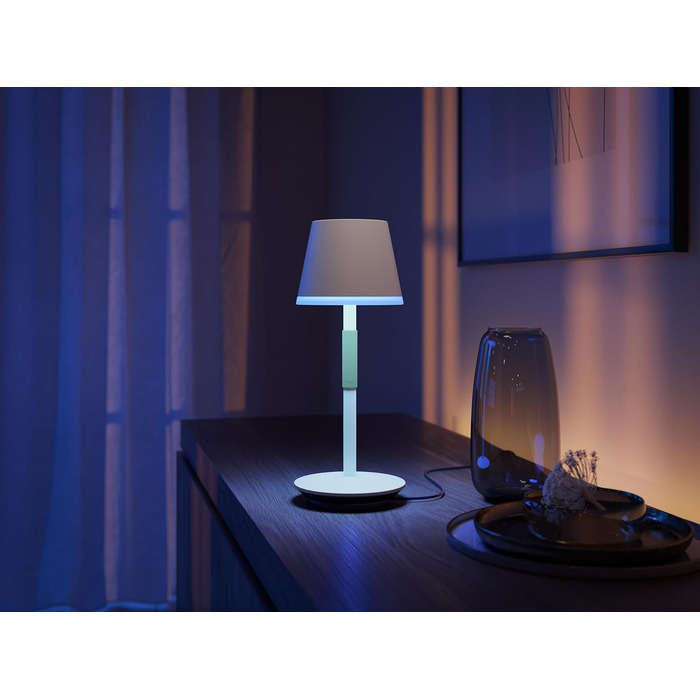 Настільна лампа Philips Hue Go для приміщень та вулиці, біла