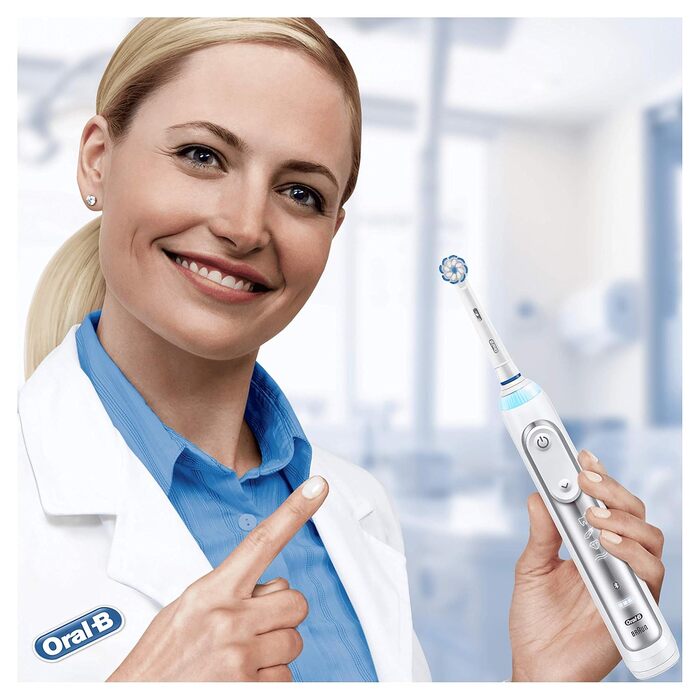 Електрична зубна щітка Oral-B Genius 8000N з додатком для визначення положення та розумного тренування, 5 програм чищення, тримач для смартфона та дорожній кейс, срібний одинарний