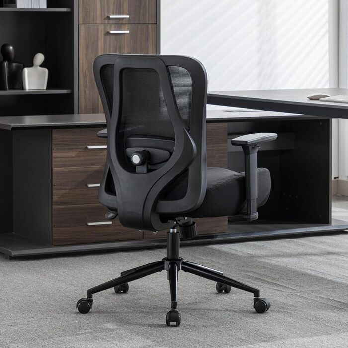 Ергономічне офісне крісло UEV 230 кг, регульована поперекова опора/підлокітники, дихаюча сітчаста оббивка, потовщена подушка сидіння 15 см, крісло для домашнього офісу, стілець для роботи, обертове крісло, чорний колір