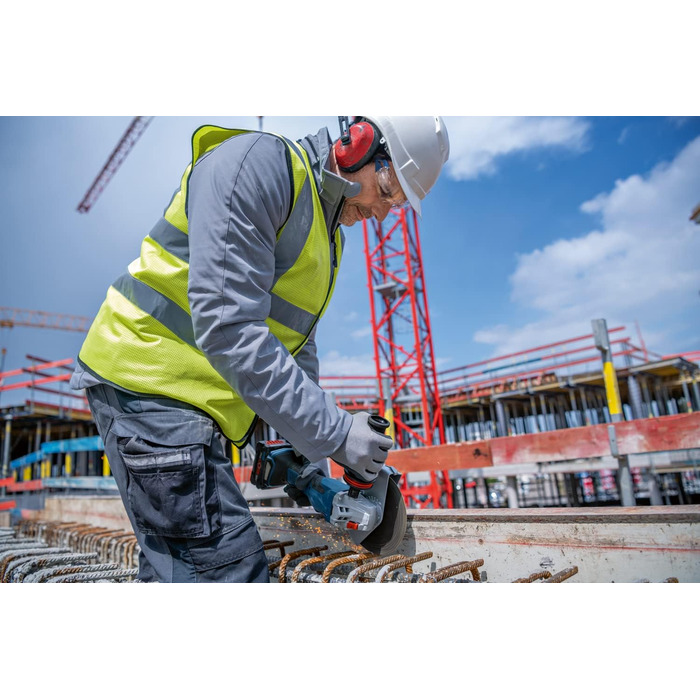 Акумуляторна кутова шліфувальна машина Bosch Professional BITURBO GWS 18V-180 P (диск Ø 180 мм, глибина різання 230 мм, захисний в