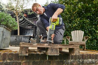 Безщіткова акумуляторна пила RRS18CBL-0, довжина ходу 16 мм, швидкість холостого ходу 3 000 хв-1, компактна конструкція, без акуму