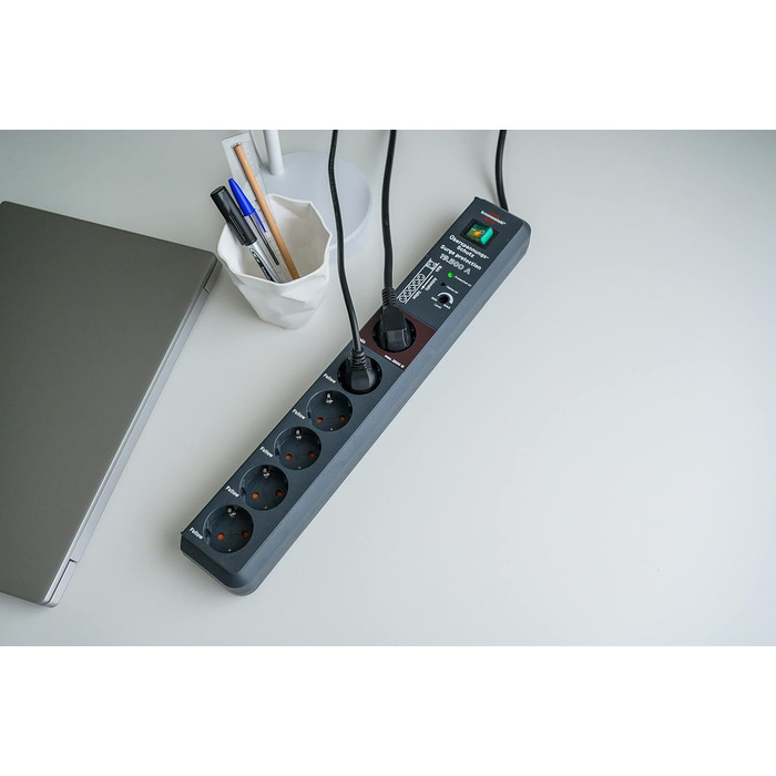 Розетка Brennenstuhl Secure-Tec 6-місна із захистом від перенапруги та функцією Main Follow (розетка з вимикачем і кабелем 3 м) ан