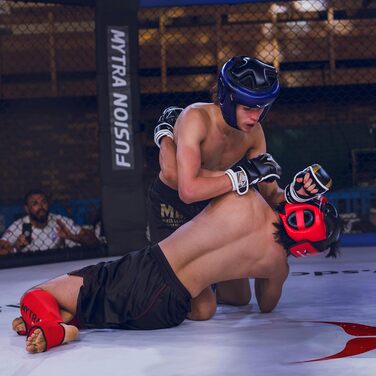 Боксерський шолом Mytra Fusion з регульованим ремінцем, підходить для MMA, муай-тай, спарингу, бойових мистецтв, карате, синій/чорний, розмір S/M