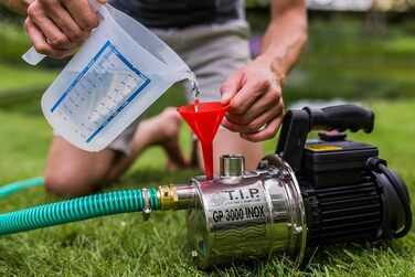 Садовий насос T.I.P. GP 3000 INOX з нержавіючої сталі потужний насос 550 Вт з продуктивністю 2950 л/год та захистом від перегріву міцний, стійкий до корозії корпус насоса, арт. 30111, продуктивність 2950 л/год