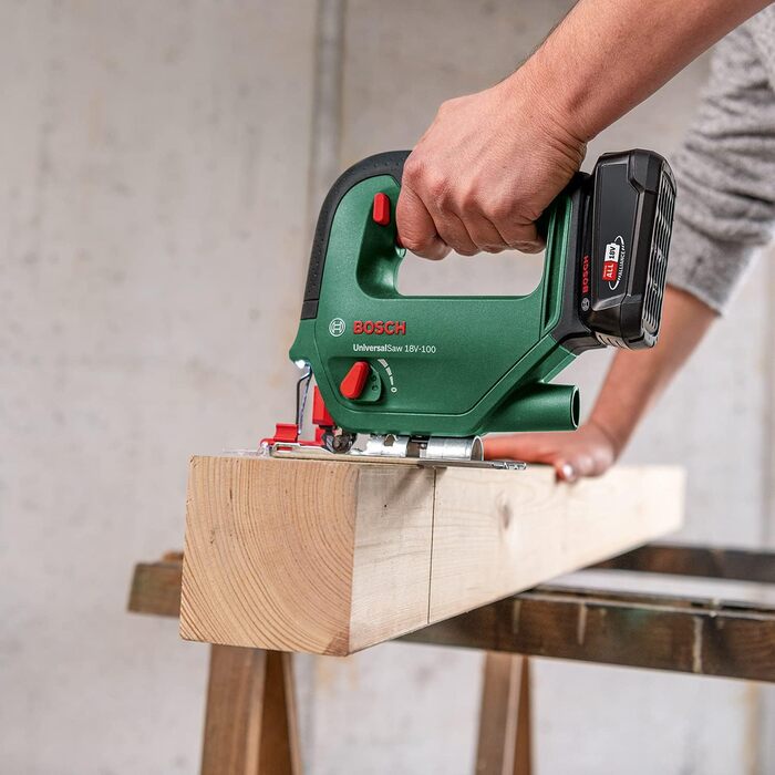 Акумуляторний лобзик Bosch UniversalSaw 18V-100 (без акумулятора, 18 вольт, в коробці) без акумулятора I Новий UniversalSaw 18V