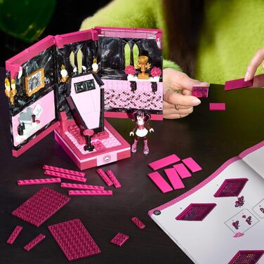 Конструктор MEGA Monster High Draculaura's Haunted Book Crypt HXJ88, 301 деталь
