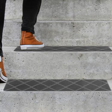 И самоклеючі сходинки 30x8 дюймів ПВХ протиковзкі сходинки критий нековзний килимок для сходів для дітей та домашніх тварин, 4 шт.