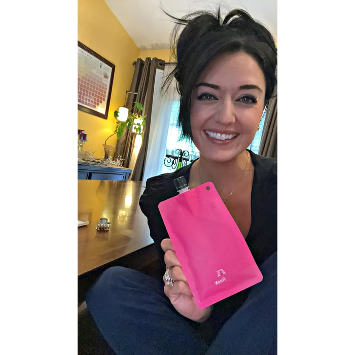 Багаторазова і прихована пляшка 425 мл, запатентований неметалевий пластик, гідратація, подорожі, свята, спорт, концерти, заходи,