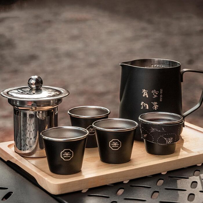 Набір для чаювання в поході китайський чайний сервіз з сумкою для дорослих Чайник та 4 чашки для екстремальних температур, ідеально підходить для активного відпочинку