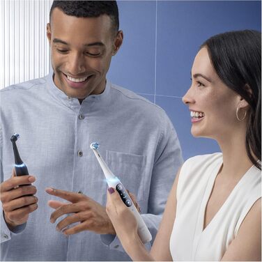 Електрична зубна щітка Oral-B IO Series 8, подвійна упаковка та 3 щітки, 6 режимів чищення для догляду за зубами, магнітна технологія, кольоровий дисплей, дорожній кейс, фіолетовий аметрін/чорний онікс