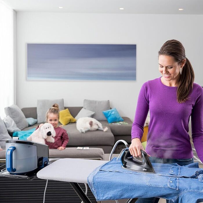 Парова прасувальна станція Braun CareStyle 5 IS 5145 WH - парова праска з підошвою FreeGlide 3D та функцією Eco, 2400 Вт, паровий