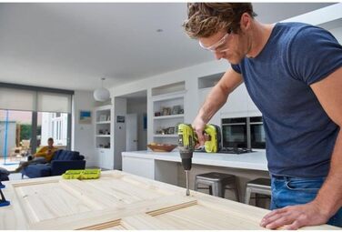 Дриль-шуруповерт Ryobi Oneplus 2 швидкості 18 В - 2 акумулятора LithiumPlus 4,0 Ач і 1,5 Ач - 1 швидкий зарядний пристрій - R18DD3