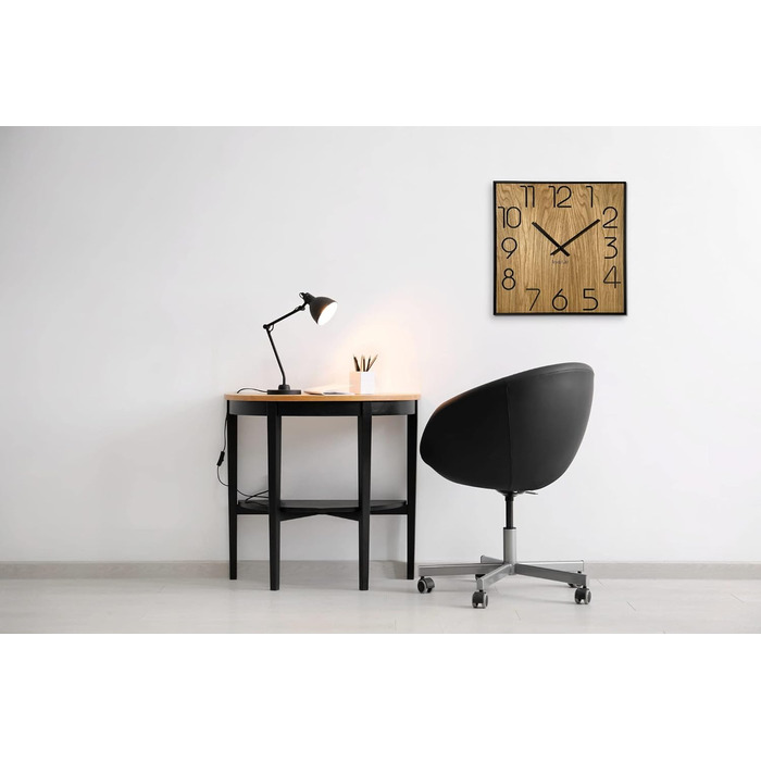 Квадратний настінний годинник FLEXISTYLE з дерева (дуб), 40x40 см, безшумний механізм, колір чорний дуб