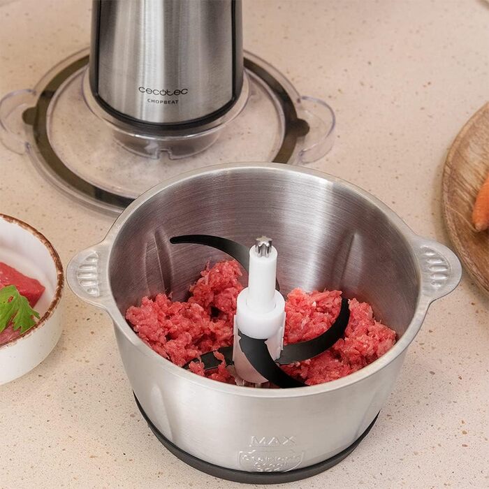 Електрична м'ясорубка для м'яса та овочів. 600 Вт, 4 чорні титанові леза, чаша з нержавіючої сталі об'ємом 1,5 л та 2 швидкості (4