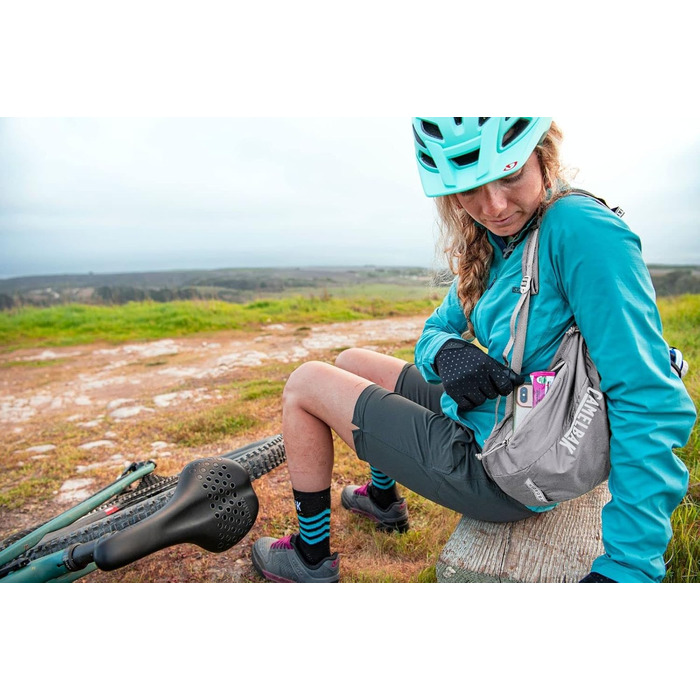 Легкий велосипедний гідратаційний рюкзак CamelBak Hydrobak, 1,4 л, колір Gibraltar Marina/Black