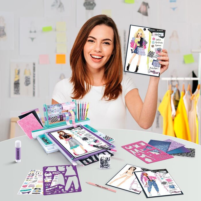Стиль для всіх - Планшет для дизайнера одягу - Набір для творчого малювання та рукоділля для дітей віком від 6 років - Повний кейс для студії дизайну одягу з тканинами, трафаретами та наклейками - Студія дизайнера одягу OFG 276