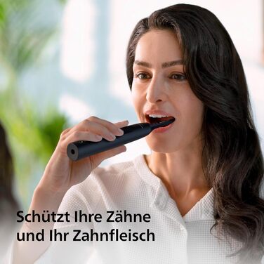 Електрична звукова зубна щітка для дорослих з 1 насадкою Philips W2 Optimal White, чорного кольору, у стильному дорожньому футлярі та USB-зарядним пристроєм (модель HX3683/54), 4100