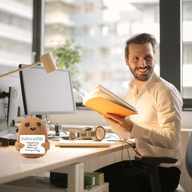 Позитивна картопля-талісман XBOCMY, в'язана мінііграшка, 5х7 см